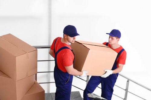 Local man with van service in Lambeth handling a home move